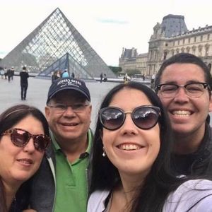 Meet your Posher, Paola